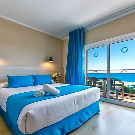 Alegria Maripins Hotel 4*
