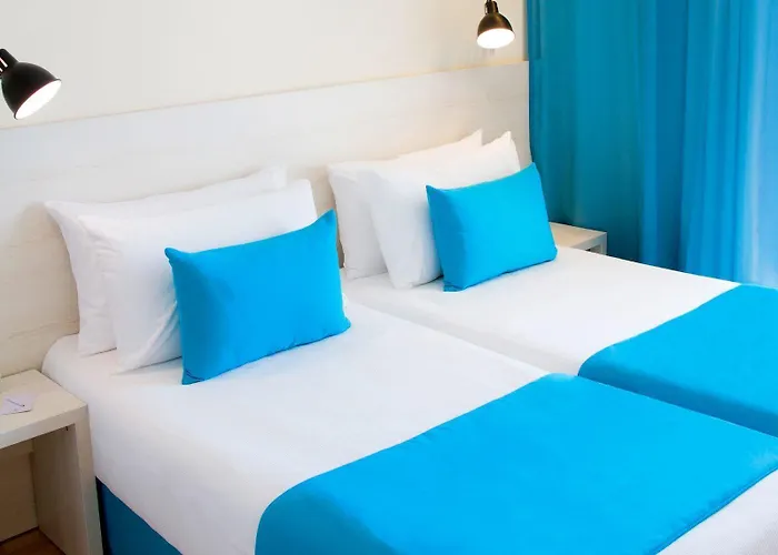 Alegria Maripins Hotel