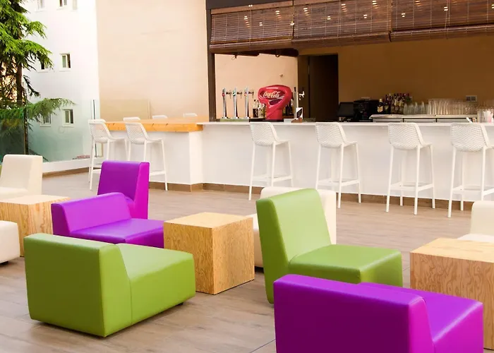 Hotel Alegria Maripins