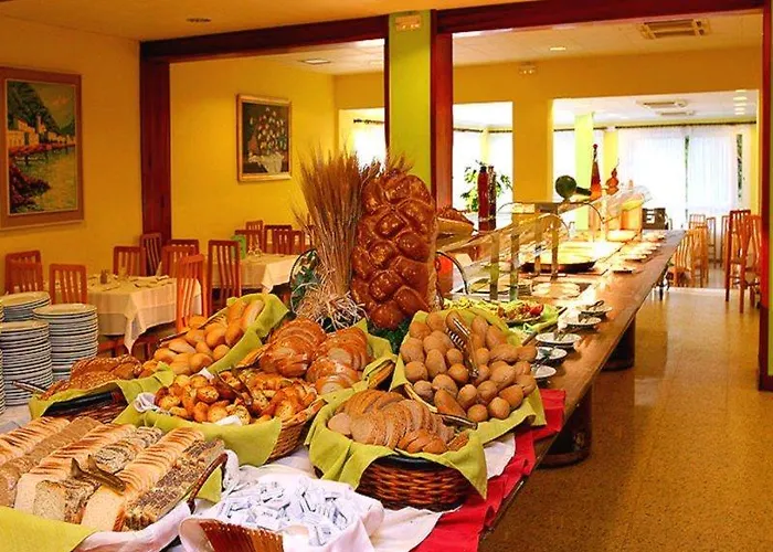 Alegria Maripins Hotel